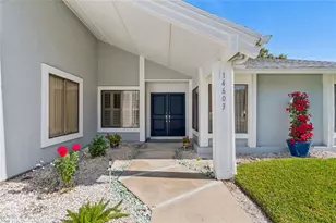 14603 Village Glen Cir, Tampa, FL 33618 - Photo 8