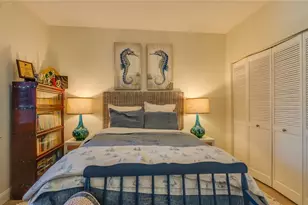 4737 Dolphin Cay Ln S, Saint Petersburg, FL 33711 - Photo 32