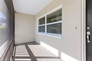 10126 Bahama Ct, Seminole, FL 33776 - Photo 4