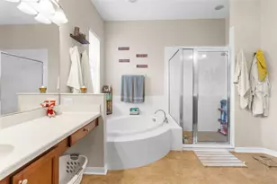 19200 Sunset Bay Dr, Land O Lakes, FL 34638 - Photo 30