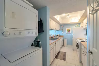 450 S Gulfview Boulevard #605, Clearwater Beach, FL 33767 - Photo 10