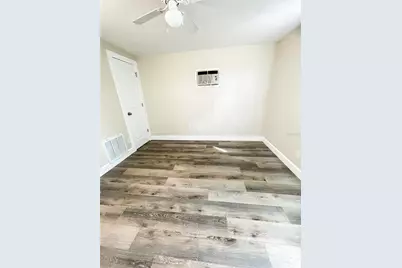 10491 117th Drive, Largo, FL 33773 - Photo 14