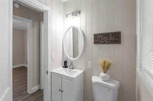 1710 W Perdiz St, Tampa, FL 33612 - Photo 16