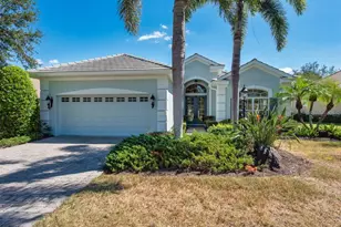 12240 Thornhill Ct, Lakewood Ranch, FL 34202 - Photo 1