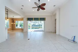 12240 Thornhill Ct, Lakewood Ranch, FL 34202 - Photo 4