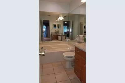 153 Sun Isle Circle, Treasure Island, FL 33706 - Photo 18