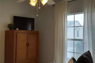 153 Sun Isle Cir, Treasure Island, FL 33706 - Photo 26