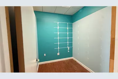 3350 E Bay Drive, Largo, FL 33771 - Photo 12