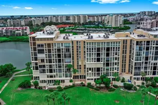 7400 Sun Island Dr S, South Pasadena, FL 33707 - Photo 2