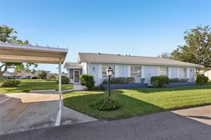 2339 Glenmore Cir, Sun City Center, FL 33573 - Photo 2