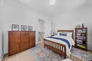 321 12th Ave NE, Saint Petersburg, FL 33701 - Photo 16