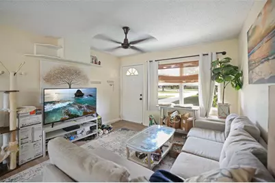 7000 13th Street N, Saint Petersburg, FL 33702 - Photo 12