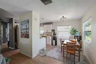 7000 13th St N, Saint Petersburg, FL 33702 - Photo 8