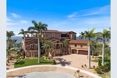 266 Bangsberg Road SE, Port Charlotte, FL 33952 - Photo 2