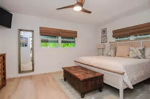 6946 Bougainvilla Ave S, Saint Petersburg, FL 33707 - Photo 16