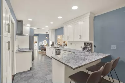 11724 Phoenix Circle, Tampa, FL 33618 - Photo 16