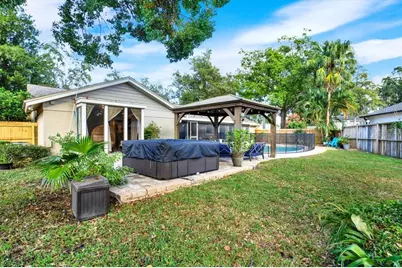 11724 Phoenix Circle, Tampa, FL 33618 - Photo 46