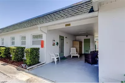 7727 39th Avenue N, Saint Petersburg, FL 33709 - Photo 2