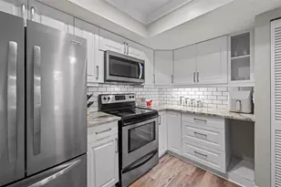 1906 W Dekle Ave, Tampa, FL 33606 - Photo 10