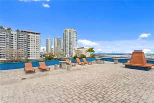 470 3rd St S, Saint Petersburg, FL 33701 - Photo 30