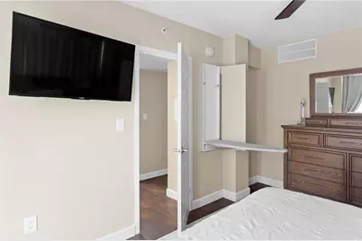 470 3rd Street S #322, Saint Petersburg, FL 33701 - Photo 18