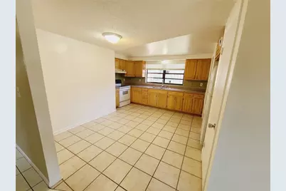 4747 15th Avenue S, Saint Petersburg, FL 33711 - Photo 8