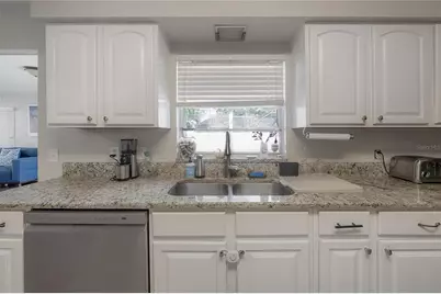 2523 Lake Ellen Circle, Tampa, FL 33618 - Photo 8