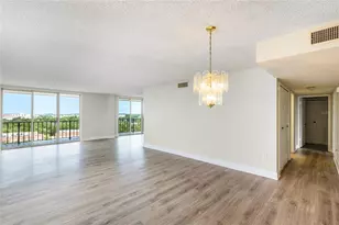 2699 Seville Blvd, Clearwater, FL 33764 - Photo 2