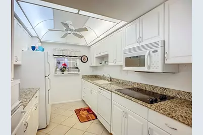 612 Bird Bay Drive S #114, Venice, FL 34285 - Photo 6