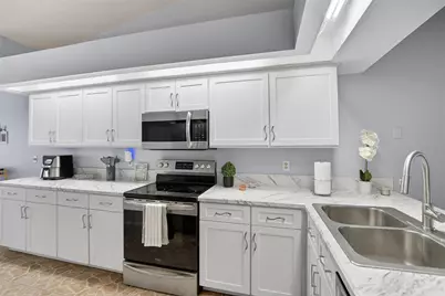 11005 Kenbrook Drive, Riverview, FL 33578 - Photo 10