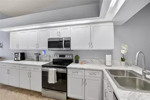 11005 Kenbrook Dr, Riverview, FL 33578 - Photo 10