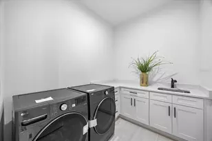 3601 W Platt St, Tampa, FL 33609 - Photo 8