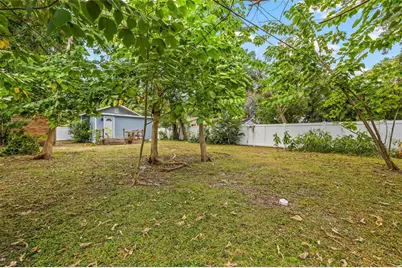 210 E Cluster Avenue, Tampa, FL 33604 - Photo 42