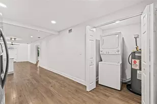 210 E Cluster Ave, Tampa, FL 33604 - Photo 18