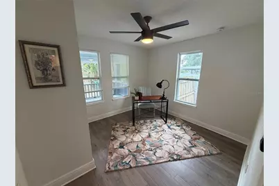 210 E Cluster Avenue, Tampa, FL 33604 - Photo 8