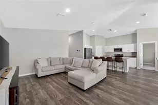 12725 Mangrove Forest Dr, Riverview, FL 33579 - Photo 8