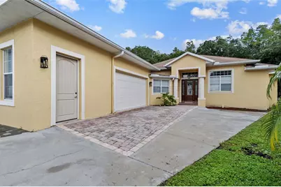 4116 Woodacre Lane, Tampa, FL 33624 - Photo 2
