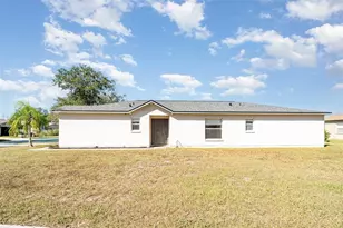 7861 Carriage Pointe Dr, Gibsonton, FL 33534 - Photo 18