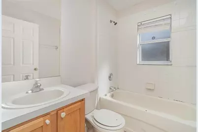 7861 Carriage Pointe Drive, Gibsonton, FL 33534 - Photo 14