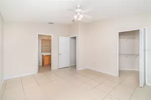 7861 Carriage Pointe Dr, Gibsonton, FL 33534 - Photo 8