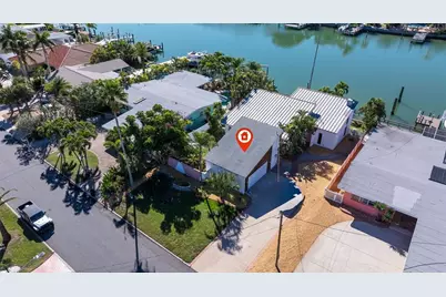 322 Hermosita Drive, Saint Pete Beach, FL 33706 - Photo 2