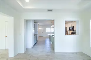600 43rd Ave NE, Saint Petersburg, FL 33703 - Photo 12