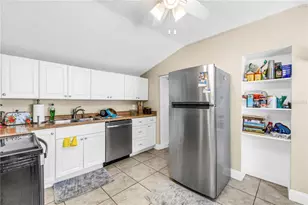 5161 Rena Street N, Saint Petersburg, FL 33709 - Photo 10