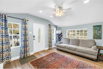 5161 Rena Street N, Saint Petersburg, FL 33709 - Photo 4