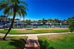 4730 Brittany Dr S, Saint Petersburg, FL 33715 - Photo 22