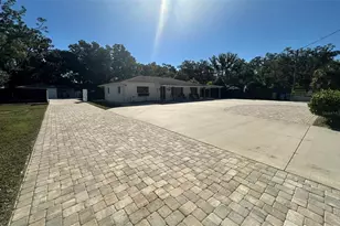16903 Hanna Rd, Lutz, FL 33549 - Photo 8