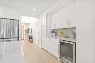 2615 Desoto Way S, Saint Petersburg, FL 33712 - Photo 6