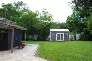 135 Connie Ave, Tampa, FL 33613 - Photo 28