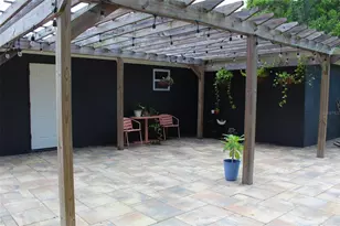 135 Connie Ave, Tampa, FL 33613 - Photo 24