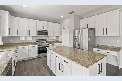 10909 Observatory Way, Tampa, FL 33647 - Photo 12